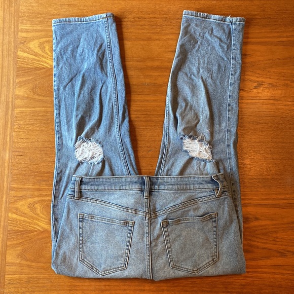 Candace Cameron Bure Jeans - Picture 4 of 11